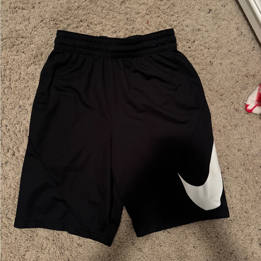 s nike fro-fit black shorts